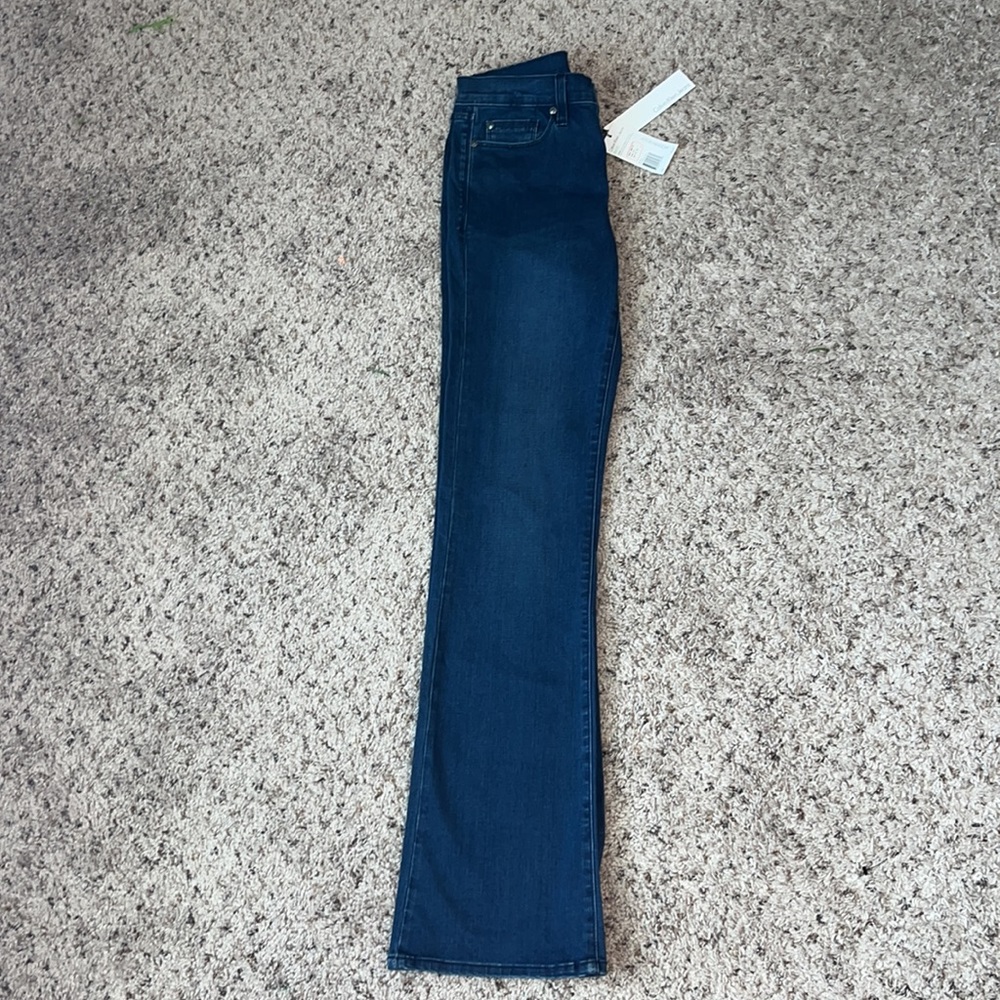 COPY - COPY - Calvin Klein NWT Modern Bootcut Jean size 29/8